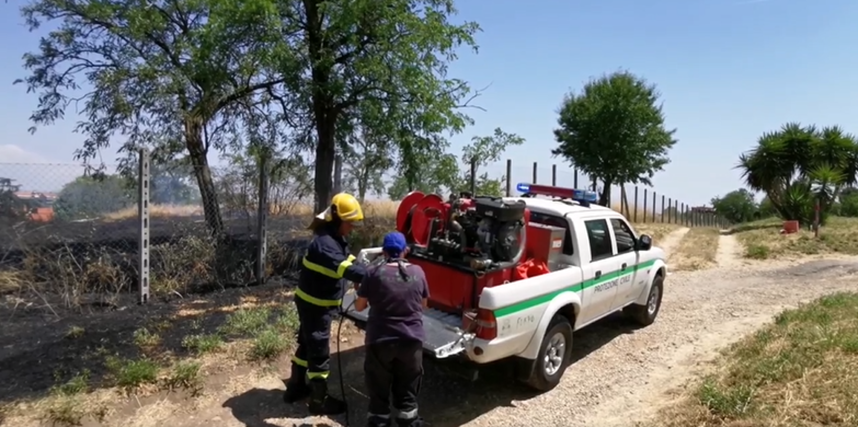 Incendio a Roma in zona talenti oggi 16 giugno 2022