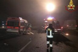 incidente via Appia morta una donna