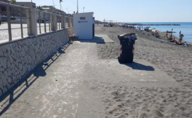 ostia, mancano ancora i bagnini sulle spiagge