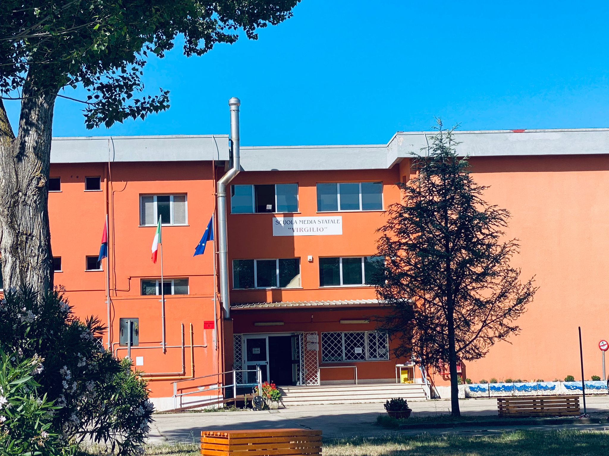 Scuola virgilio ardea dove voteranno zito e cremonini per le elezioni di ardea