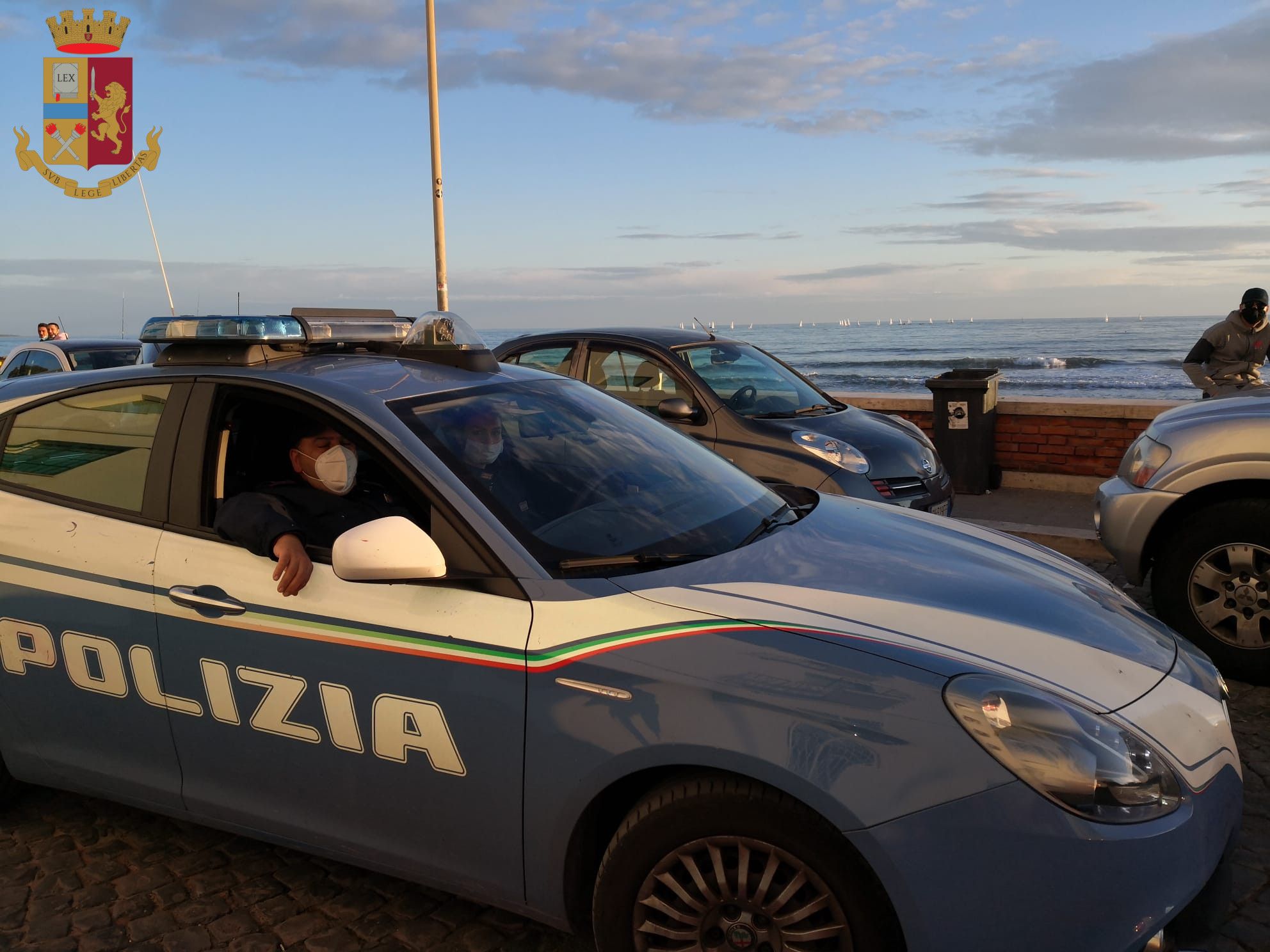 Rapina gioielleria Anzio e l'intervento della Polizia