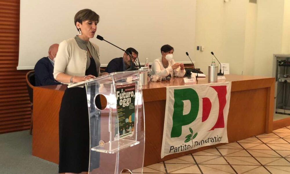 Eleonora Napolitano segretaria PD Pomezia annuncia che non si alleerà con il m5S alle amministrative 2023