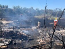 Maxi incendio in via di Boccea, task force di soccorsi