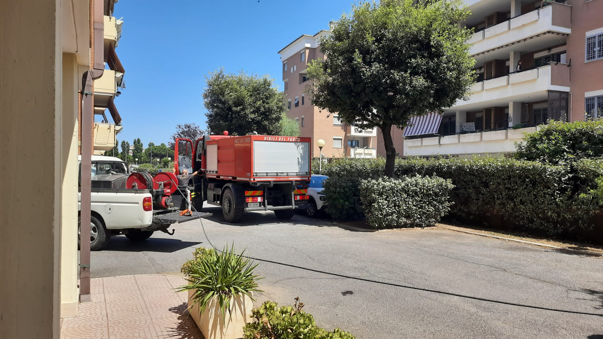 incendio in via della Martinica