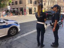 Polizia Locale Roma intrervento via Nazionale