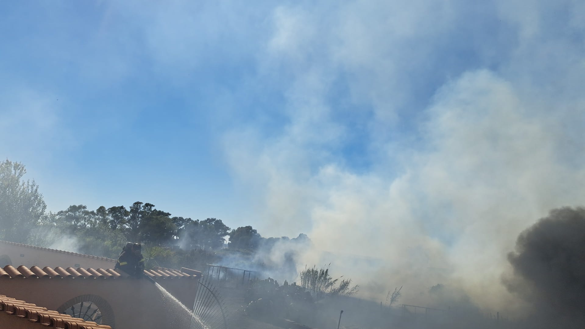 incendio Pomezia-Torvaianica