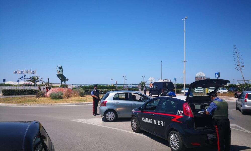 Pattuglia dei Carabinieri a seguito dei controlli sul territorio