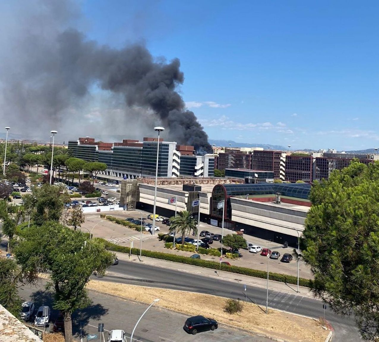 Incendio Cinecittà