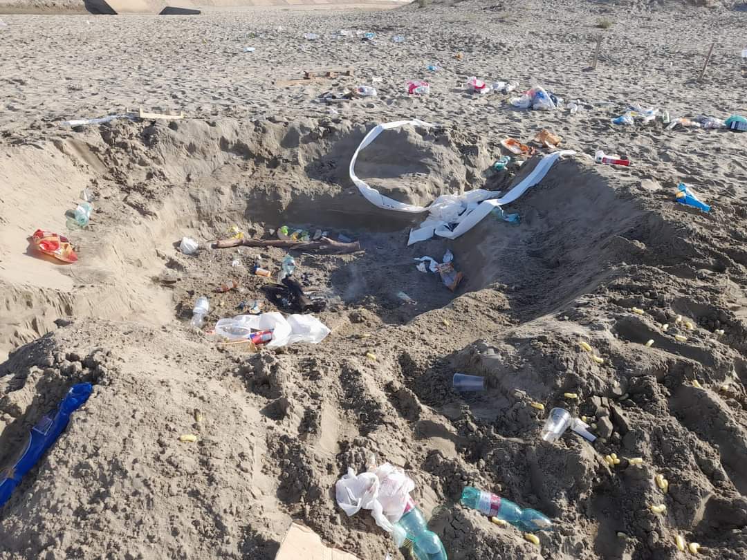 plastica in spiaggia