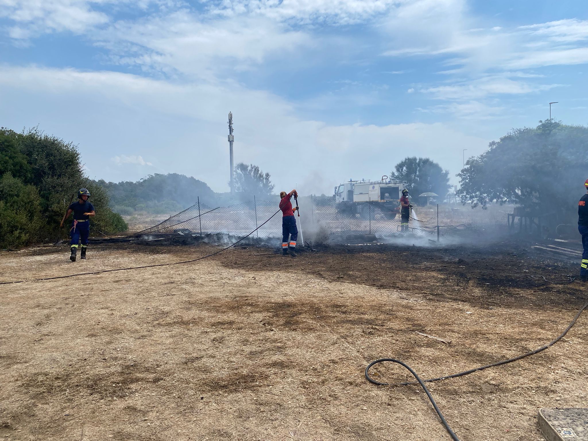 Castel Fusano, ennesimo incendio