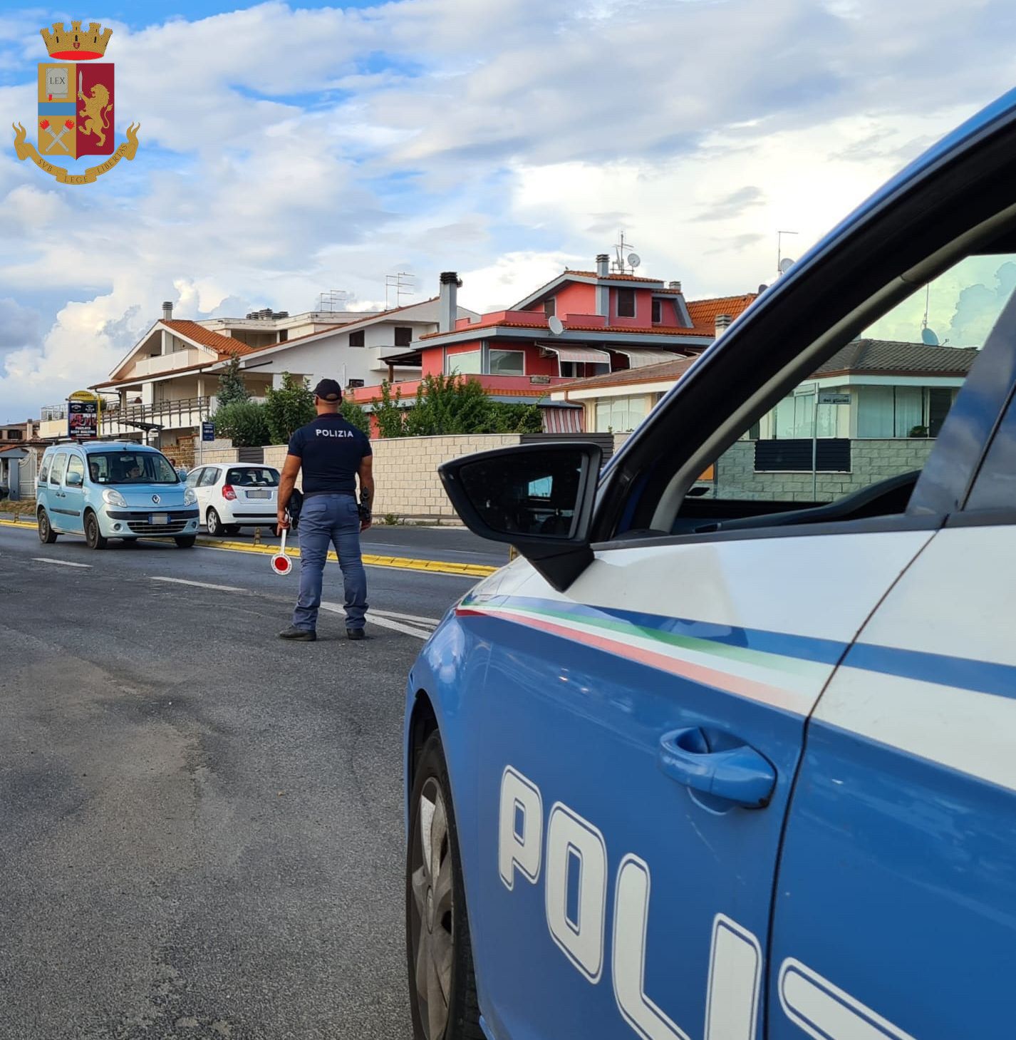 Roma, a spasso sul GRA con la droga. Pensava di farla franca invece è stato fermato dalla Polizia per un controllo.