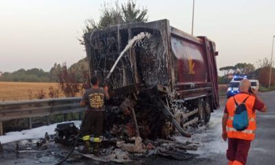 incendio Mezzo Ama