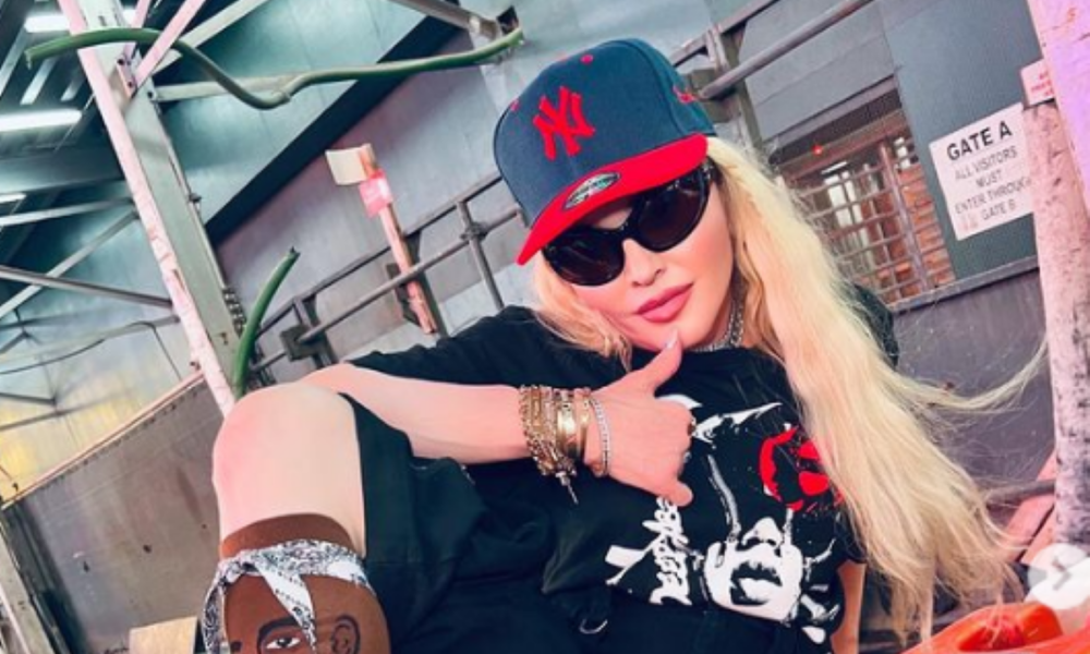 Madonna sceglie l’Italia per festeggiare il compleanno: la star americana è in Sicilia Madonna sceglie l’Italia per festeggiare il compleanno: la star americana è in Sicilia
