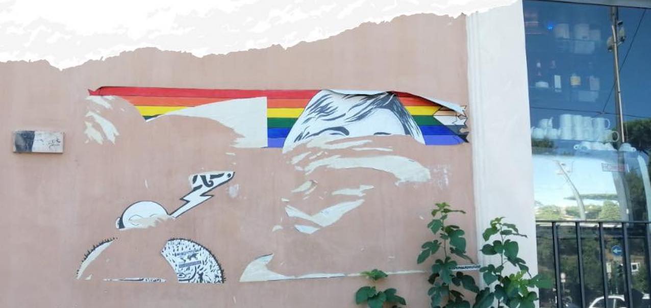 Murale Carrà vandalizzato a Roma