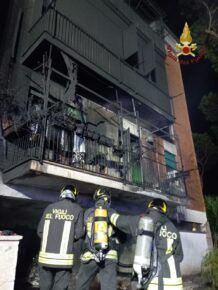 Incendio palazzina Roma