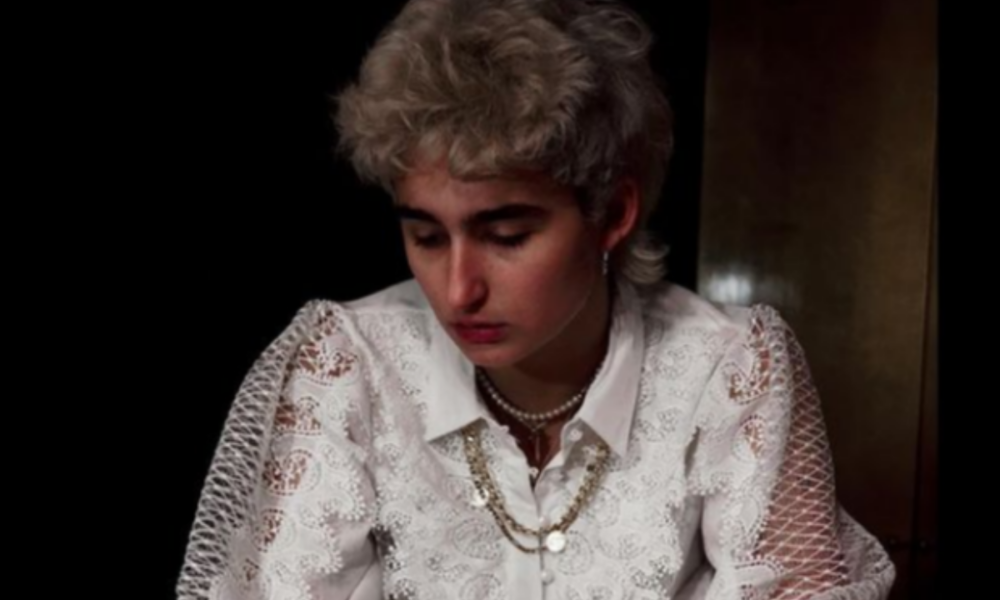 Linda Riverditi a X Factor 2022: chi è, età, canzoni, Coraline dei Maneskin, fidanzato, foto e Instagram Linda Riverditi a X Factor 2022: chi è, età, canzoni, Coraline dei Maneskin, fidanzato, foto e Instagram