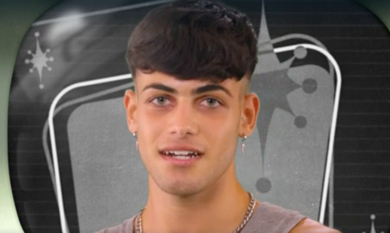 Il Collegio 7 Su Rai 2 Il 16enne Gabriel Rennis Di Ostia Tra I Concorrenti