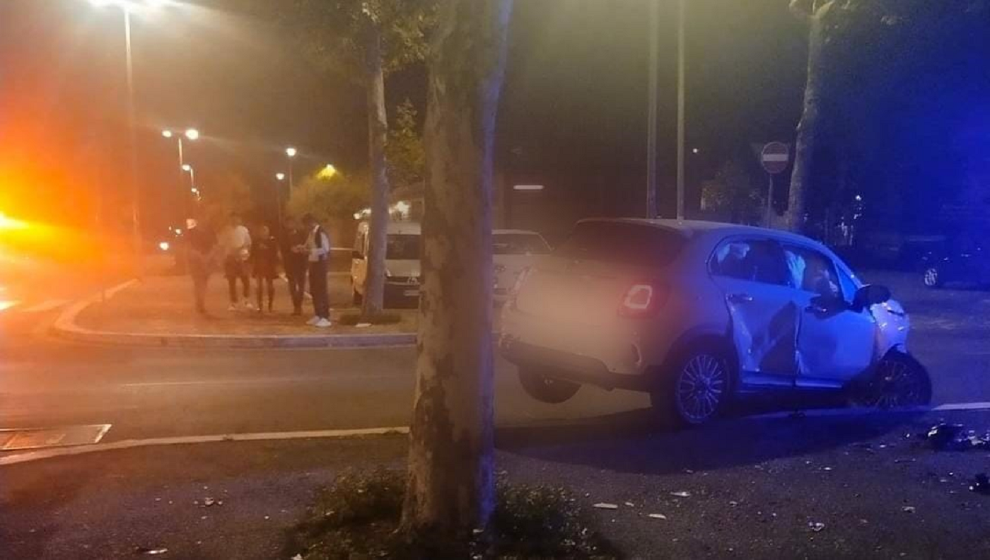 Incidente incrocio via Meda e Pavolandia