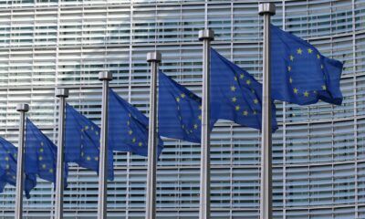 Parlamento Europeo approva caricabatterie universale