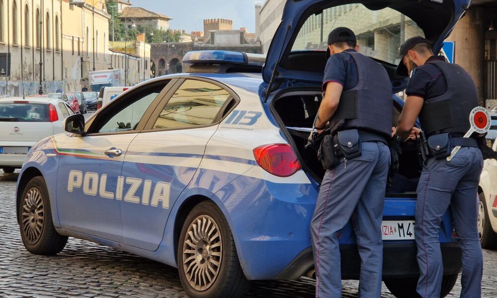 Cibo mal conservato e non tracciato, nonché pessime condizioni igieniche: i controlli della polizia presso alcuni esercizi commerciali.