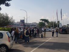 Protesta dopo gli sgomberi in via del frantoio a roma