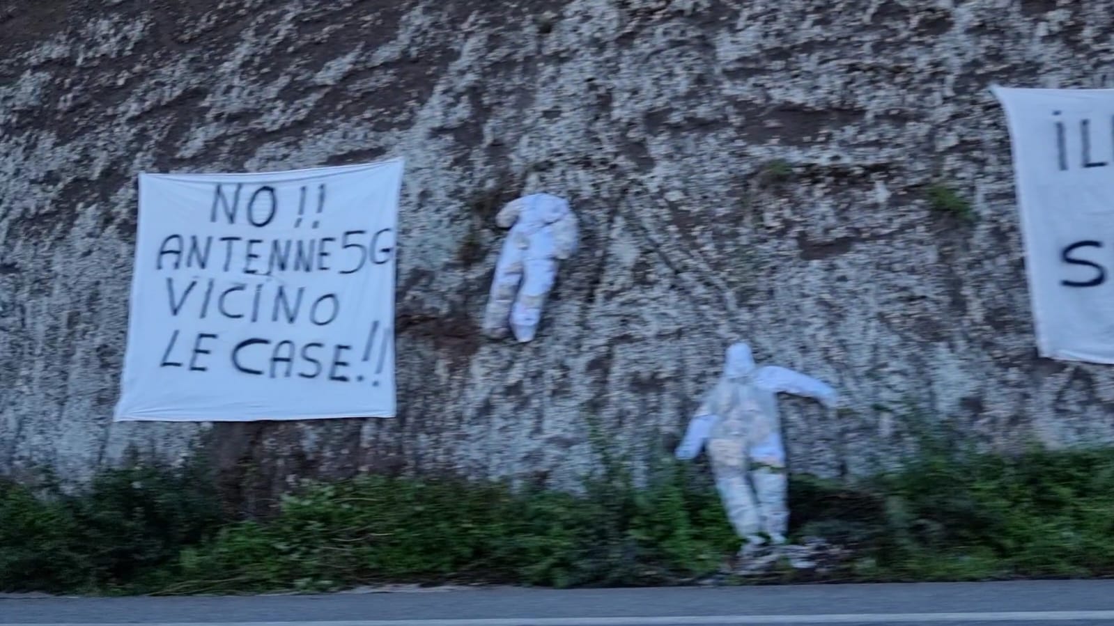 Protesta in via Laurentina