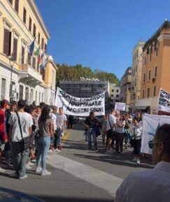 Anzio studenti in protesta