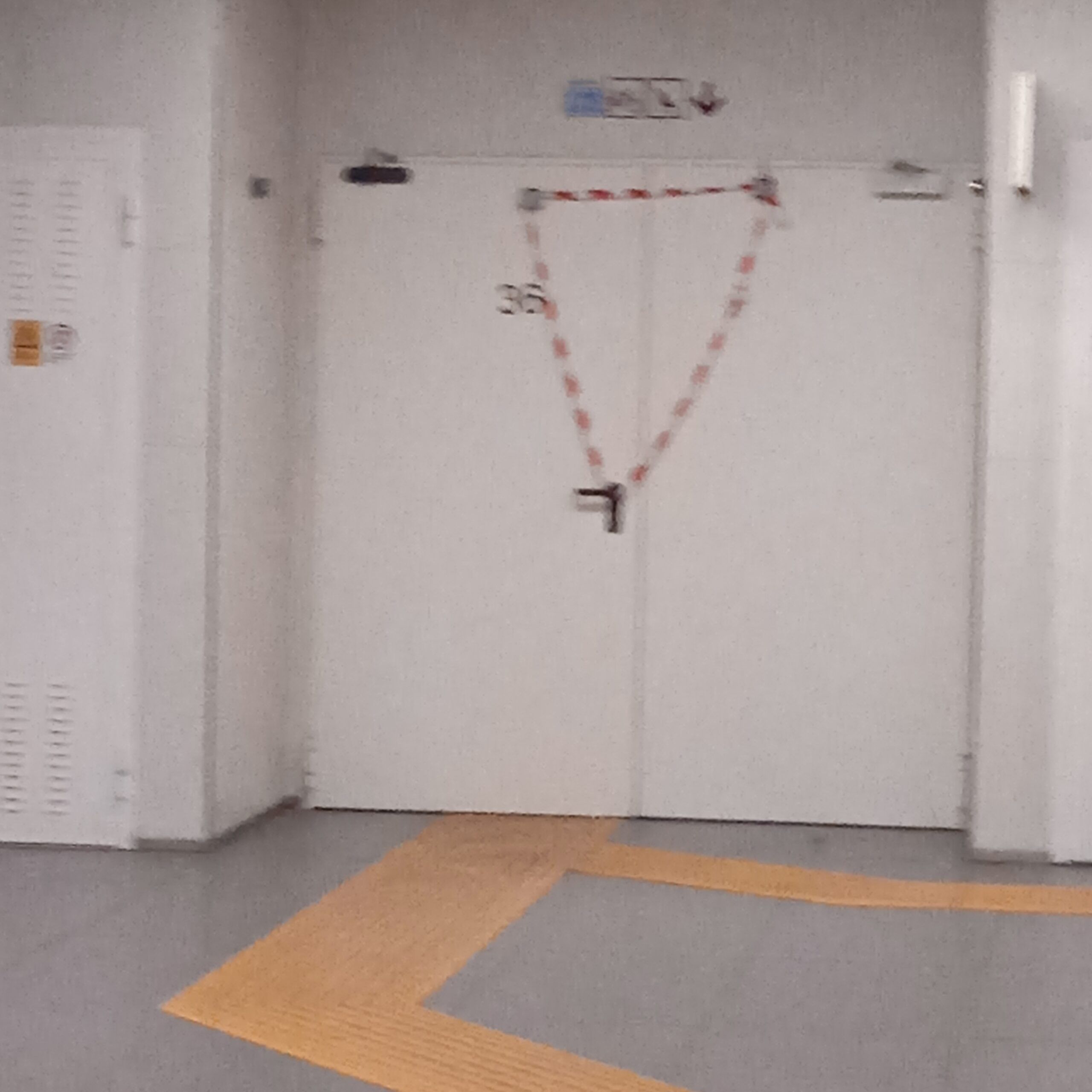 ascensore fermata metro Jonio
