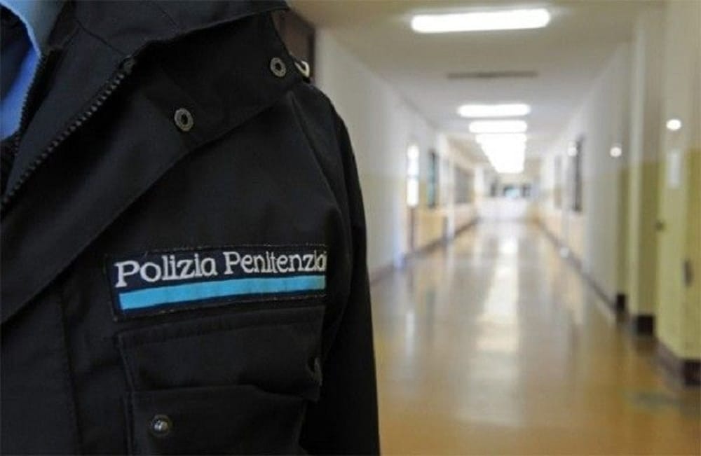 guardia penitenziaria