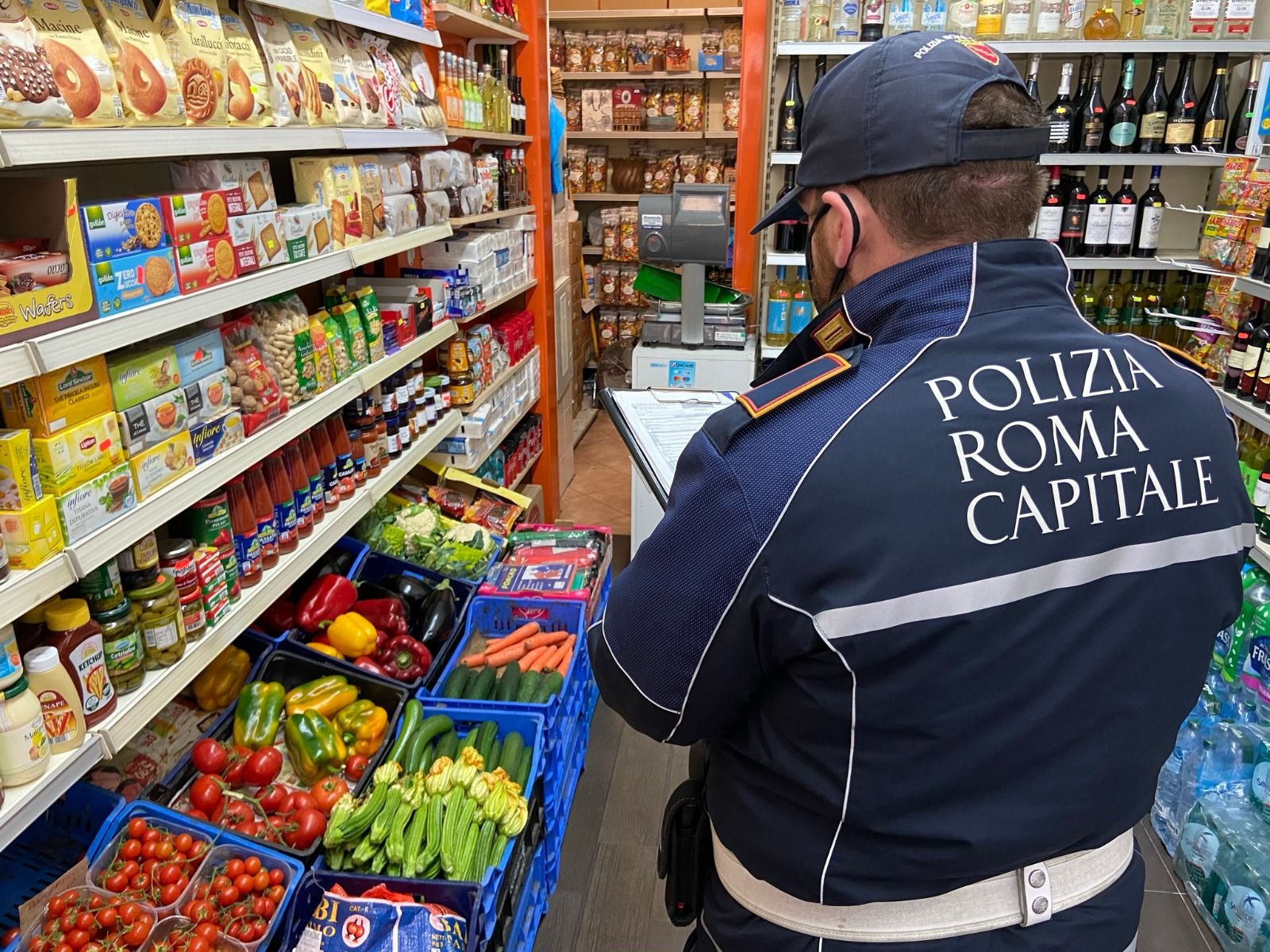 controlli minimarket a Roma