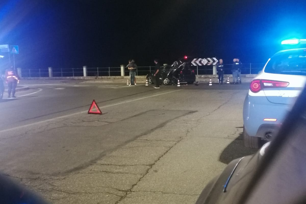 incidente ostia ieri venerdì sera 14 ottobre 2022