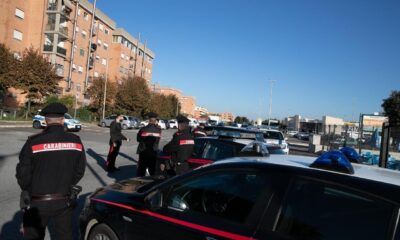 blitz carabinieri a Ostia