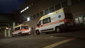 Ambulanze in attesa