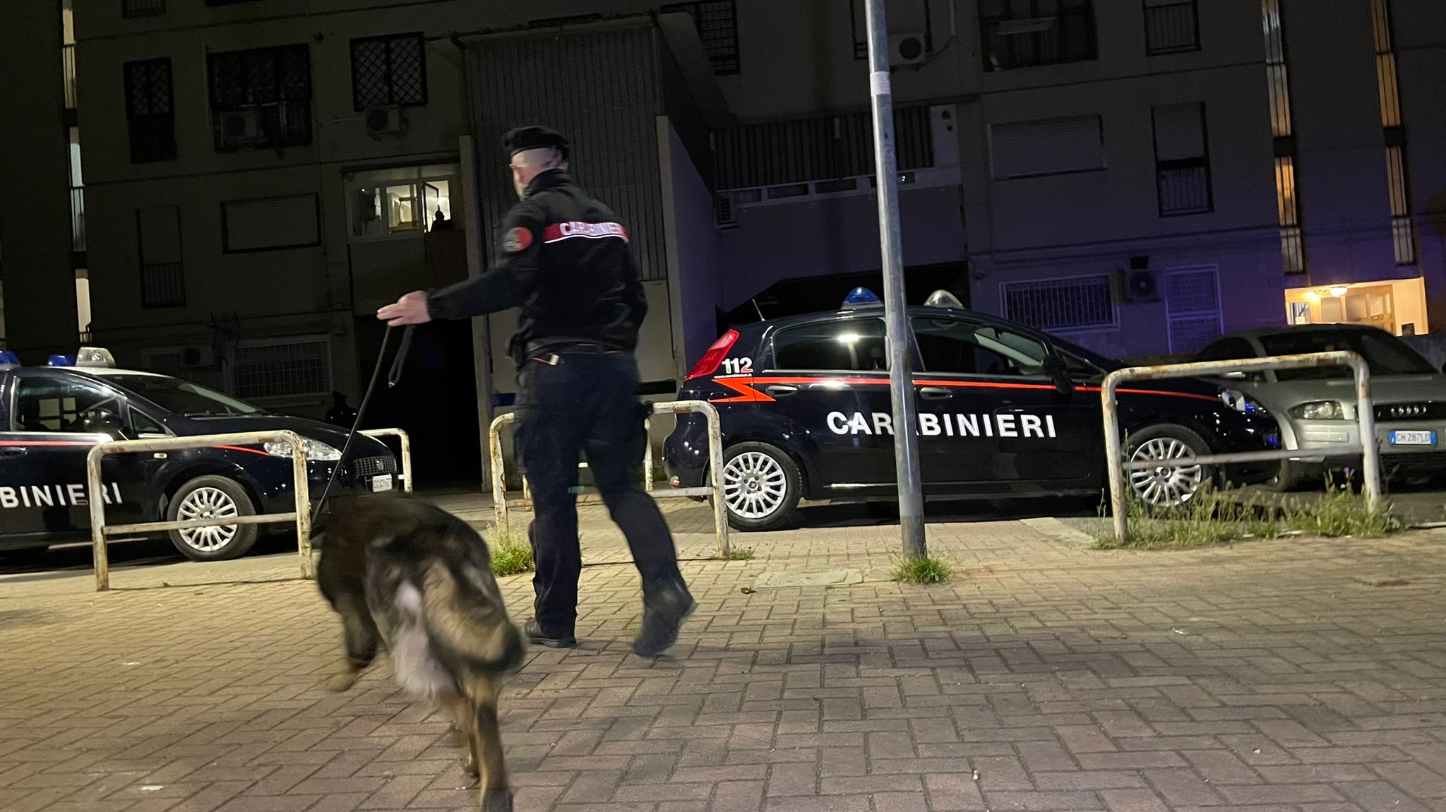 Carabinieri a Tor Bella Monaca