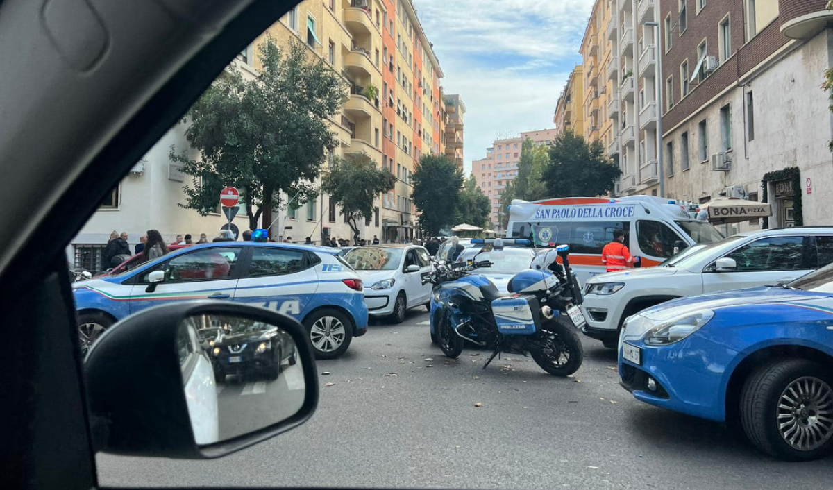 Polizia in via Agostino Riboty