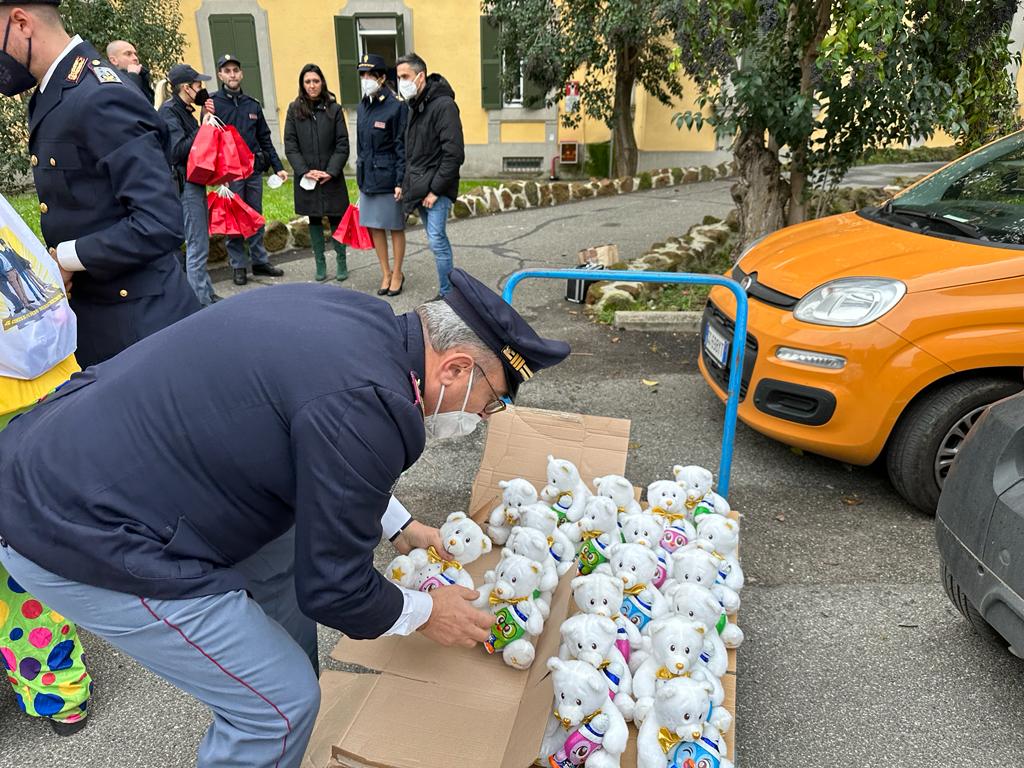 Doni per i bambini del San Camillo