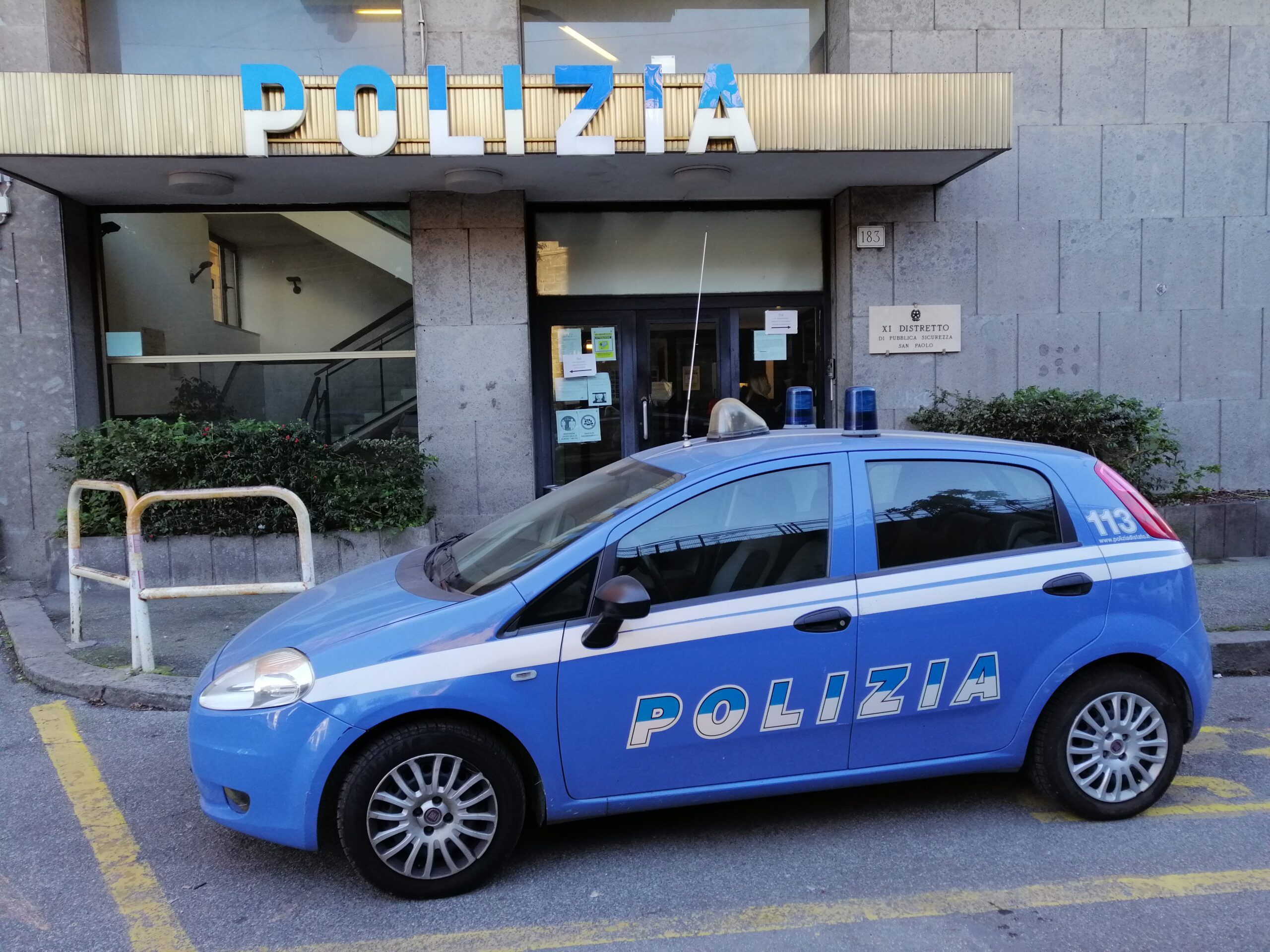 Roma, lavoravano in nero e preparavano il cibo tra le feci di ratti e volatili: ecco cosa ha scoperto la polizia nel corso di un controllo.