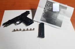 la pistola sequestrata dai carabinieri