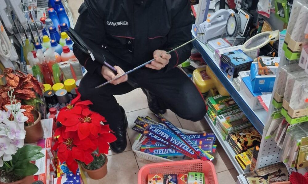 Sequestro fuochi d'artificio negozio cinese a Roma