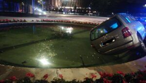 fontana dell'Eur, vicino al Colosseo Quadrato