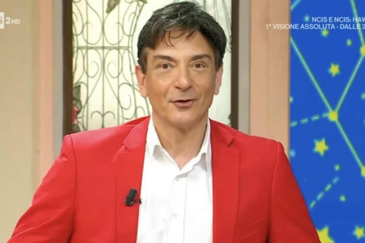 Oroscopo Paolo Fox weekend: le previsioni segno per segno