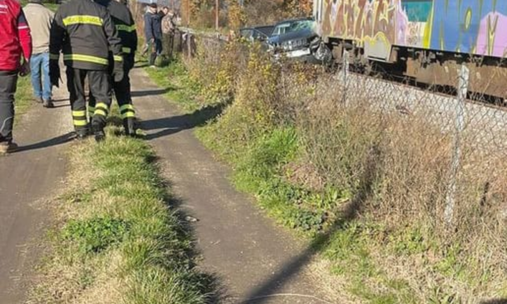 treno contro auto Vitorchiano