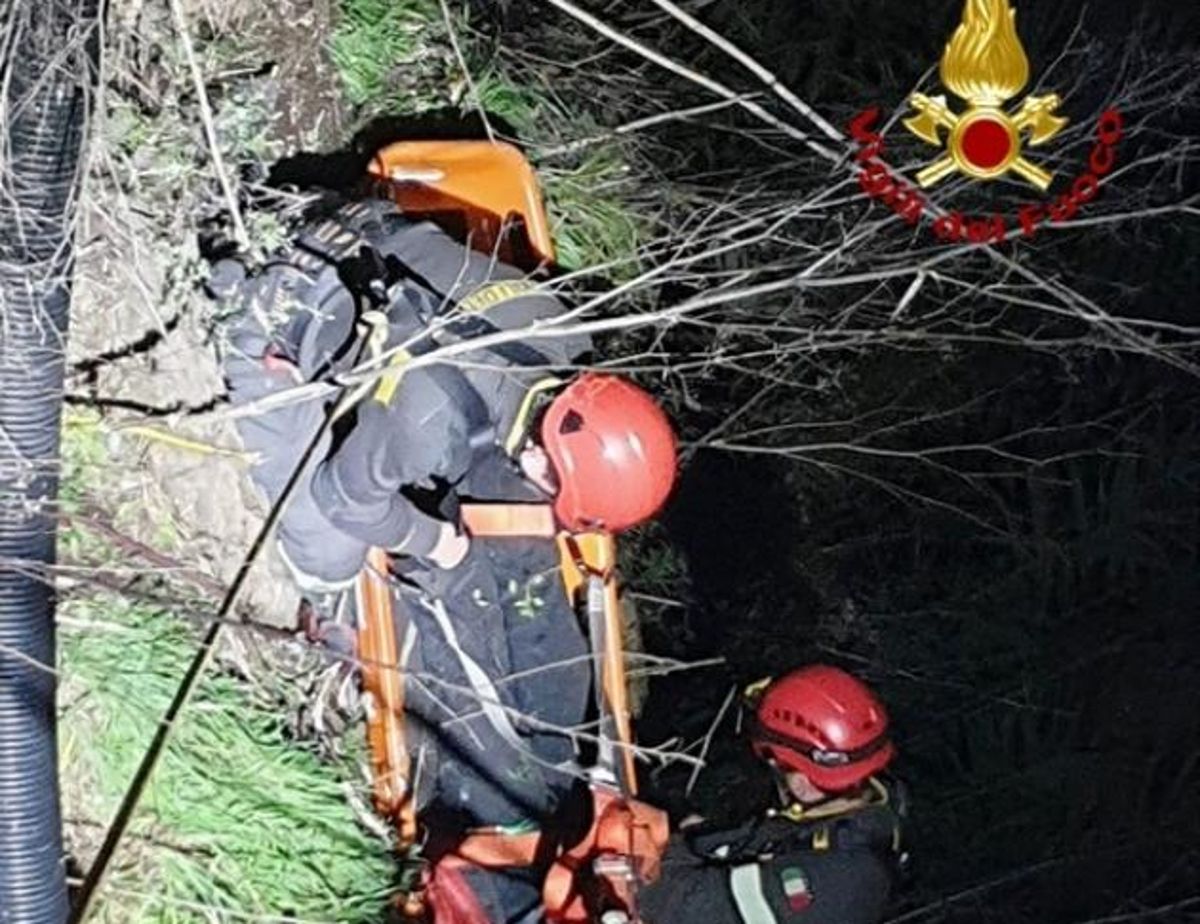 Recupero dei Vigili del Fuoco a Calcata per la 19 anni di Aprilia