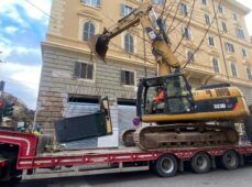 Rimozione edicola in Via Cola di Rienzo