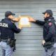 Polizia mette i sigilli al negozio a Roma sulla Tiburtina