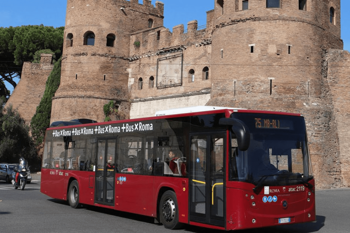 Roma, Atac: potenziati i servizi in occasione delle esequie di Papa Ratzinger