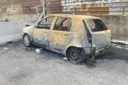 auto in fiamme magliana