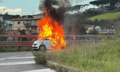 Incendio auto a Flaminio