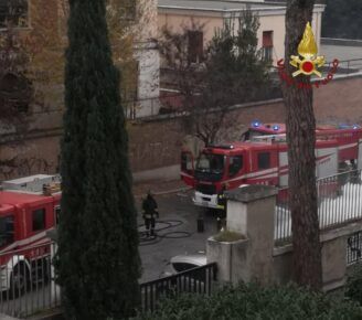 Incendio vicino alla Sapienza