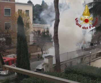 Incendio vicino alla Sapienza